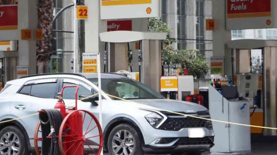 Imagen referencial de una gasolinera en Quito, 14 de junio de 2024.