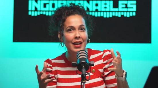 La periodista Alondra Santiago en una parte de su programa online, el 26 de junio de 2024.