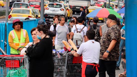 Actividad comercial en el norte de Quito.