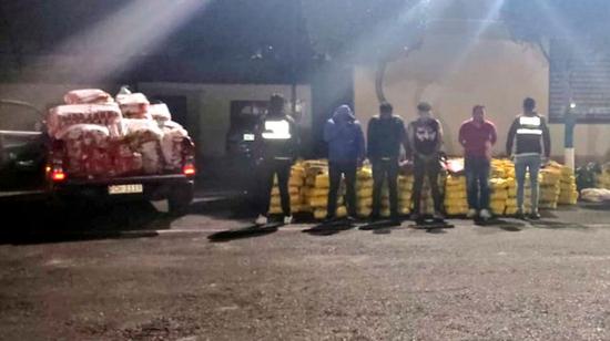 Presuntos integrantes de los Los Lobos detenidos por la Policía Nacional.