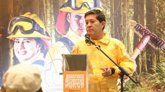 Esteban Cárdenas Varela, Comandante del Cuerpo de Bomberos de Quito, en la presentación de una campaña contra los incendios forestales, el 18 de julio de 2024.