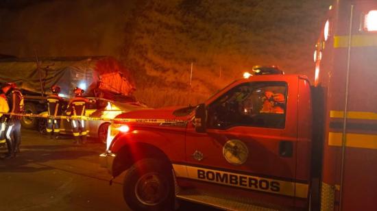 Una ambulancia del Cuerpo de Bomberos de Quito en la Ruta Viva el 19 de julio de 2024.