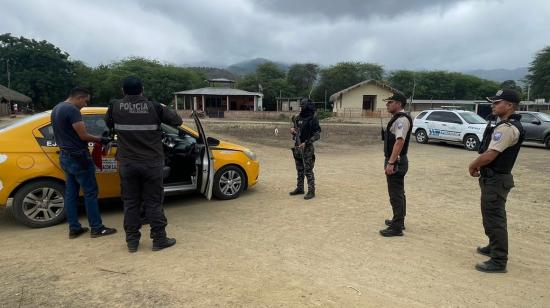 Integrantes de la Policía Nacional en el operativo de captura de alias 'La Parcera'.