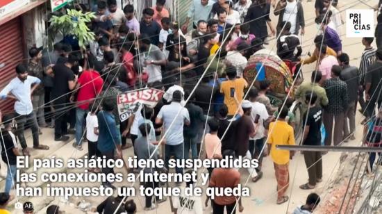 Bangladés atraviesa jornadas de intensas protestas estudiantes que rechazan una política que condiciona la entrada a puestos de trabajo en el sector público de una manera que los manifestantes consideran discriminatoria.