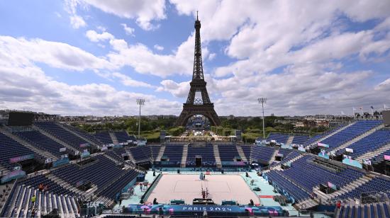 Vista general de las canchas de Voley Playa en el estadio Torre Eiffel, el 21  de julio de 2024.