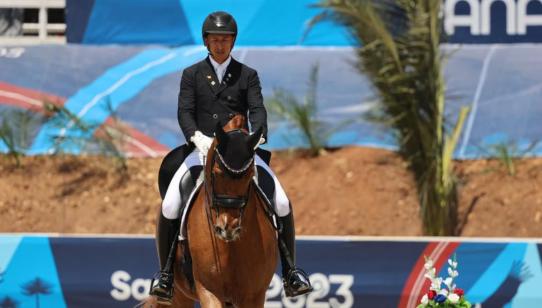 Julio Mendoza compite durante los Juegos Panamericanos 2023 desarrollados en Santiago de Chile.