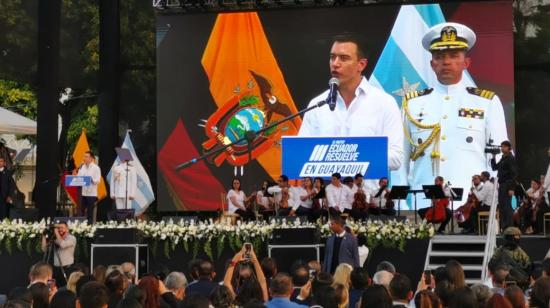 El presidente Daniel Noboa interviene en la sesión solemne del Gobierno por los 489 años de fundación de Guayaquil, este 25 de julio de 2024.