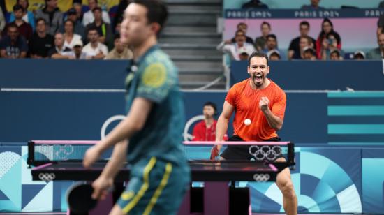 Alberto Miño celebrando su victoria ante el australiano Finn Luu, 27 de julio de 2024.