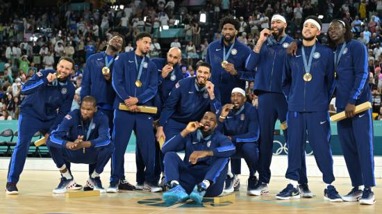 El 'Dream Team' festejando con la medalla de oro, 10 de agosto de 2024.