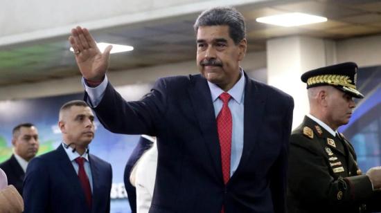 El presidente de Venezuela, Nicolás Maduro, a la salida del Tribunal Supremo de Justicia (TSJ), en Caracas (Venezuela).