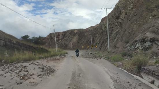 Vía Cuenca-Girón-Pasaje que estará cerrada por 19 horas en el kilómetro 95.