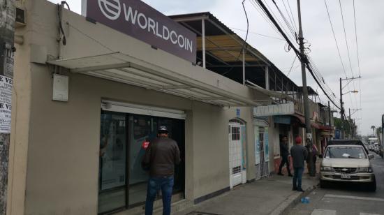 Una oficina de Worldcoin en el sector de Samanas, en el norte de Guayaquil, 7 de agosto de 2024.