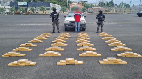 Paquetes de cocaína decomisadas en Esmeraldas en un operativo ejecutado por la Policía este 14 de agosto de 2024.