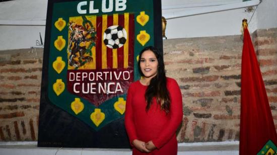 Nathaly Villavicencio, presidenta del Deportivo Cuenca, reconoció el error de miembros del club al no realizar el pago a tiempo.