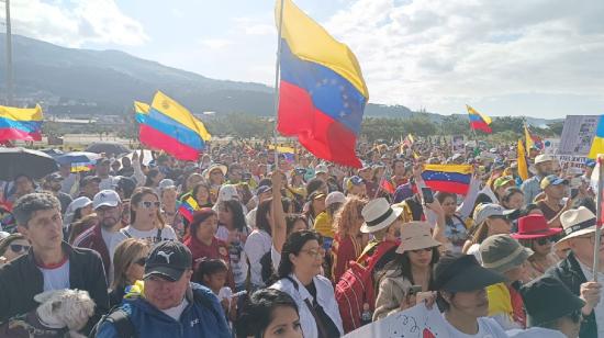 Venezolanos reunidos en el parque Bicentenario de Quito, el 17 de agosto de 2024.