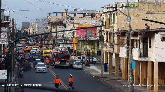 Imagen referencial de una unidad de bomberos en la avenida del Ejército y Gómez Rendón, en Guayaquil, el 20 de agosto de 2024.