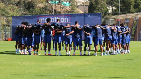 Los jugadores de Ecuador antes del entrenamiento del martes 3 de septiembre de 2024, en la Casa de la Selección.