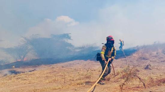 Imágenes satelitales muestran el impacto de los incendios forestales en Quito, este 4 de septiembre