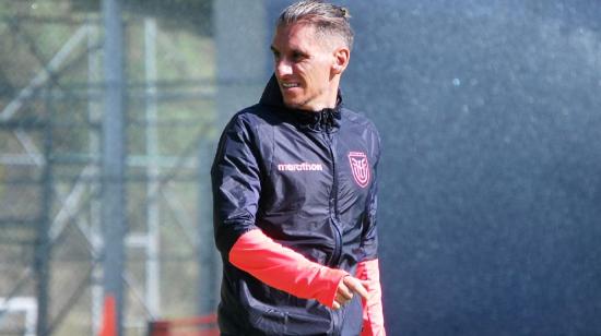 El seleccionador Sebastián Beccacece en un entrenamiento en Quito, el 5 de septiembre de 2024.