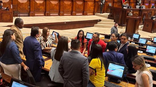 Asamblea: Continuidad o archivo del juicio político a la fiscal Diana Salazar, en manos de los 137 legisladores