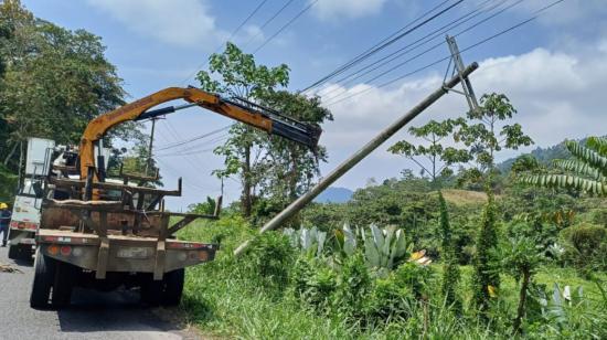 Trabajos ejecutados por CNEL en Esmeraldas.