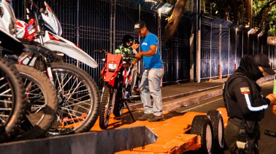 20 motocicletas retenidas y 56 multados durante operativo de control en Guayaquil