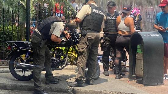 Imagen referencial de un operativo policial en Guayaquil en septiembre de 2024.