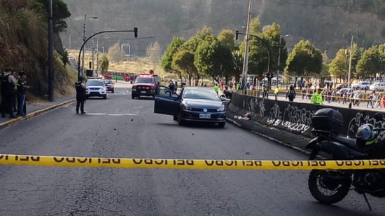 Efectivos de la Policía Nacional en atención de un incidente violento en el sector de El Trébol, en Quito, el 19 de septiembre de 2024.