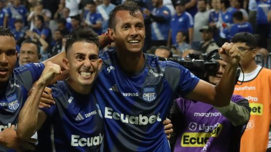 Jugadores de Emelec festejan, durante un partido de LigaPro, el 1 de septiembre de 2024.