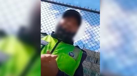 Fiscalizador destituido alegó que el video donde se lo ve pidiendo dinero fue creado con Inteligencia Artificial