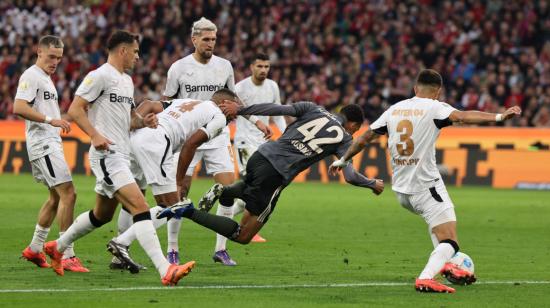 Jugadores del Bayer Leverkusen en el partido ante Bayern Múnich, 28 de septiembre de 2024.