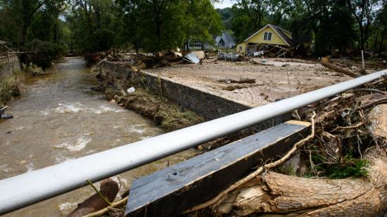 Huracán Helene provoca 93 muertos y amenaza con dejar sin agua a 100.000 personas de Carolina del Norte