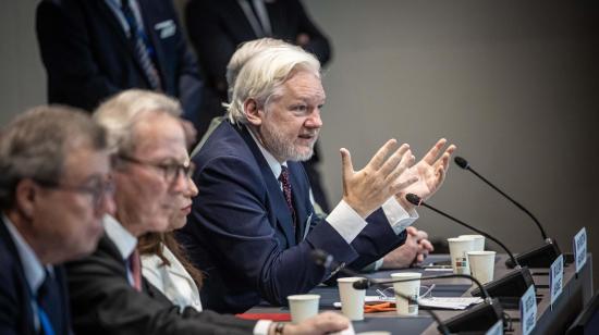 El fundador de WikiLeaks, Julian Assange, habla en el Consejo de Europa en Estrasburgo, Francia, el 1 de octubre de 2024, en una audiencia enfocada en la detención del activista y sus efectos en los derechos humanos.