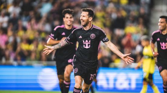 Lionel Messi celebrando un gol ante Columbus Crew durante un partido de la MLS Supporters' Shield, este miércoles 2 de octubre de 2024 en Miami.