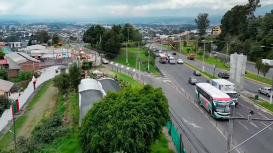 Imagen referencial de la Autopista General Rumiñahui, en el suroriente de Quito.