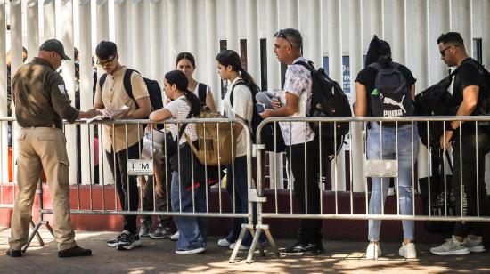 Estados Unidos no renovará el 'parole' humanitario para migrantes de cuatro países