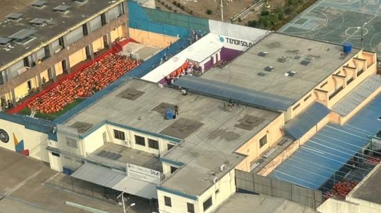 Vista aérea del Centro de Rehabilitación Social No 5 ‘Regional’ en Guayaquil, donde se realizó un operativo este 15 de octubre de 2024.