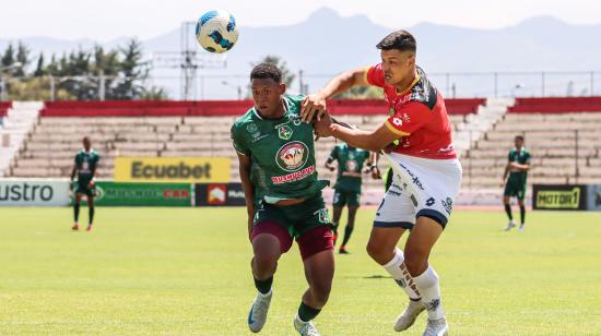 Partido entre Mushuc Runa y Deportivo Cuenca, jugado el 19 de octubre de 2024.