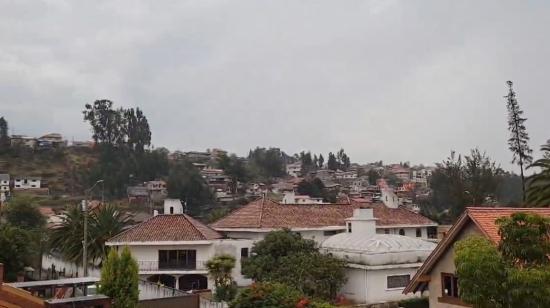 A 102 días de sequía hidrológica, Cuenca registra presencia de lluvia la tarde de este martes 22 de octubre de 2024.