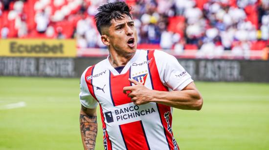 Fernando Cornejo, durante un partido de Liga de Quito por LigaPro, el 24 de octubre de 2024.