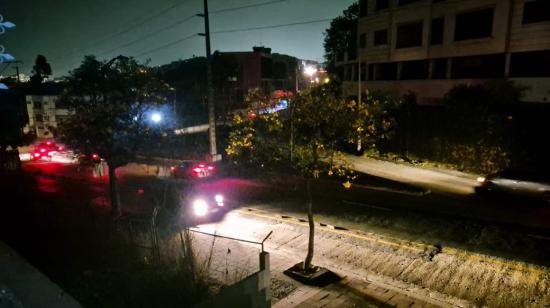 Una calle de Guayaquil durante un corte de luz