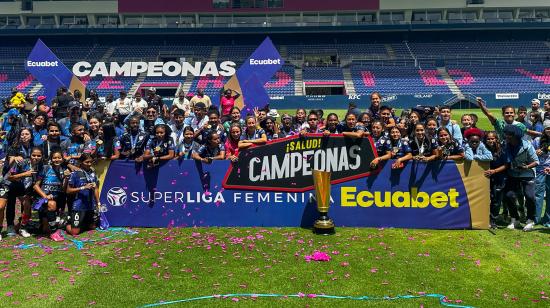 Dragonas IDV se coronó campeón de la Superliga Femenina 2024.