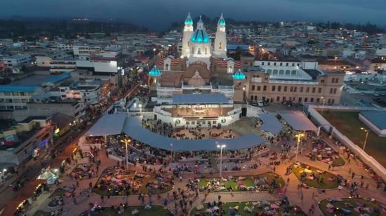 Imagen aérea del Santuario de la Virgen de El Quiche, en el nororiente de Quito.