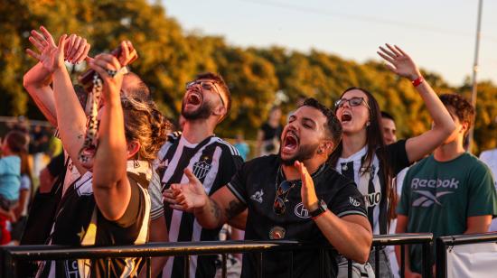 Hinchas de Botafogo en Buenos Aires, el 28 de noviembre de 2024, previo a la final de la Copa Libertadores ante Atlético Mineiro.