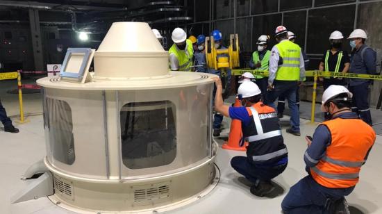 Pruebas mecánicas de la turbina de la central de Sarapullo, que es parte del complejo hidroeléctrico Toachi Pilatón, 12 de julio de 2021.