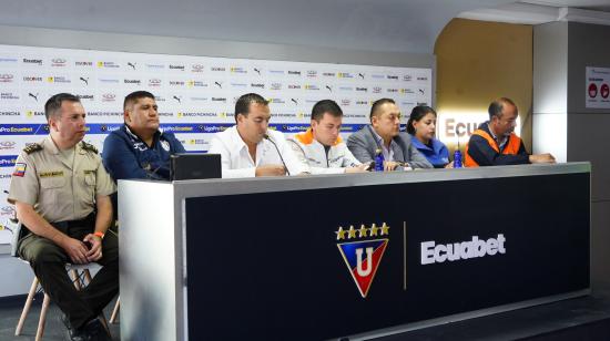 Rueda de prensa de seguridad sobre la final de ida entre Liga de Quito e Independiente del Valle, realizada el martes 3 de diciembre de 2024.