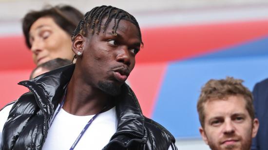 Paul Pogba fotografiado en la grada antes del partido de octavos de final de la Eurocopa entre Francia y Bélgica, en Dusseldorf, el 1 de julio de 2024.