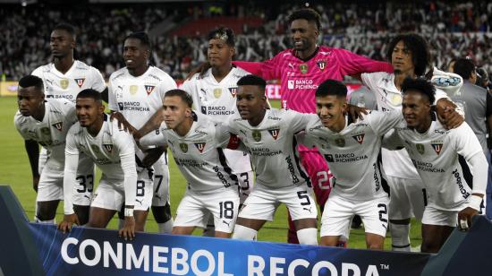 Jugadores de Liga de Quito, previo a la final de la Recopa Sudamericana ante Fluminense en Casa Blanca, el 22 de febrero de 2024.