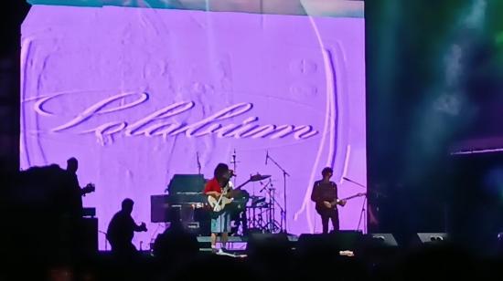 Presentación de Lolabúm en el Quitofest, el 6 de diciembre de 2024, en el parque Bicentenario.