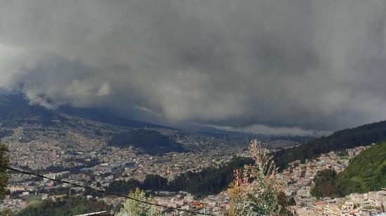 Lluvias de intensidad variable se registran en Quito en la última semana de diciembre de 2024.